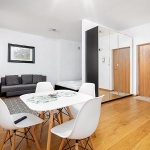 RentPlanet - Apartamenty Chmielna