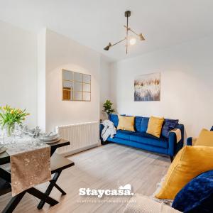 Urban Oasis Spacious 4-Bedroom Home in Manchester