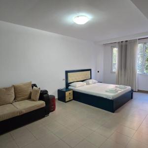 Tirent Apartment-Cozy 2-Bedroom Stay in Don Bosko