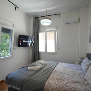 The Cozy Studio, Nea Smyrni