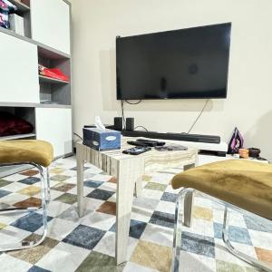 Studio with roof11