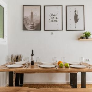 Athens Central Stay, 3BD Apartment, 3min Metro