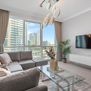 Serene 2-bedroom Escape with Sea Steps Away in JBR