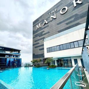 THE MANOR KLCC Luxury Suites By MoonLight