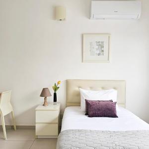 Phaedrus Living Ledras Residences 204
