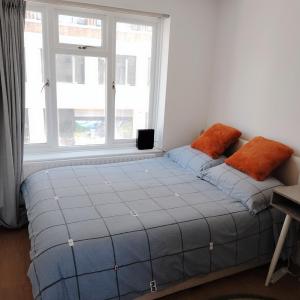 Newly refurbished flat by Euston