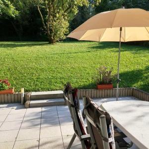 2-Zimmerwohnung, 80qm mit Terrasse und großem Garten bei Frankfurt am Main