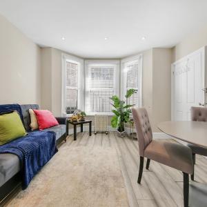 Hammersmith Flat 2 Bedrooms LGF