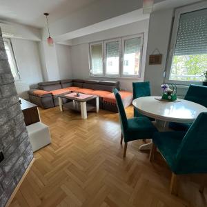Aerodrom Cozy apartment