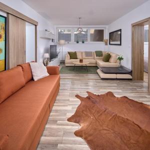 2 Bedrooms, 2 Bathrooms & Garden
