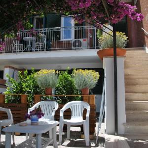 La Bouganville a 200 m dal mare