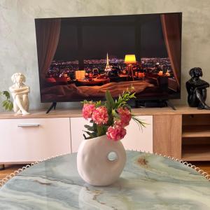 Ana Diamond Luxe Apartment