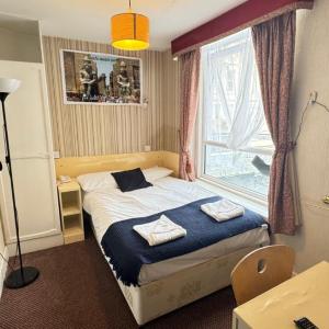 Warwick Road Rooms