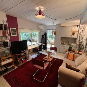 Cozy quiet studio near the sea