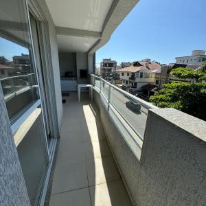 Apto 80mt praia de Bombas