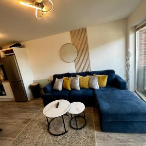 Chic 2-bed Flat - Coop Live & Ethiad