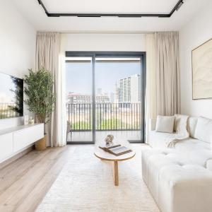 JVC Gem - 2BRplus1 in Oakley Square with Prime Amenities