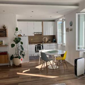 Casa Lumina - new 2025