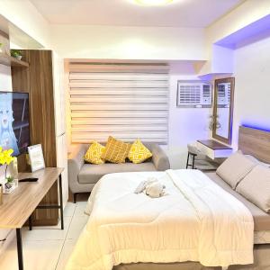 Classy Gabi's Crib - Horizon 101