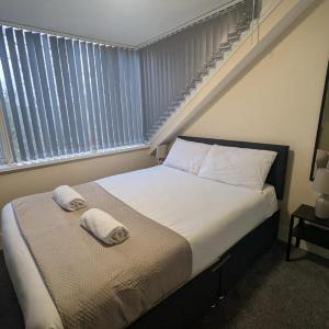 Three Bed Apartment 5 minutes from City Centre