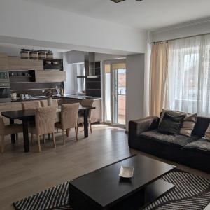 Apartament central 3 dormitoare