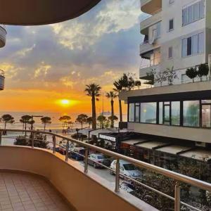 Seaside stay-Private parking-Prime location