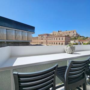 Acropolis Panorama Suite by YHA