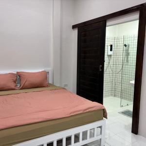 Entire House with 1 bedroom