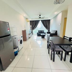 Complete facility with MRT, KL and Pool view