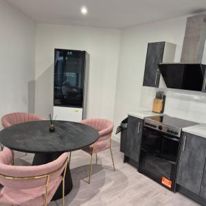 Battersea 2BR apartment