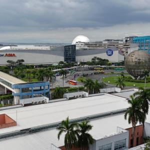 Mall of Asia Sea Residence Amy Staycation