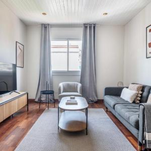 Galvany 3br w doorman nr international schools BCN-102