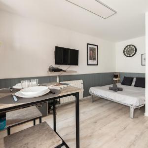 Studio moderne - proximité gare et espace extérieur