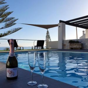 Trendy apartment with sea view and private pool