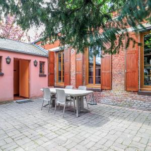 Beautiful Home In Le Crotoy With Wifi