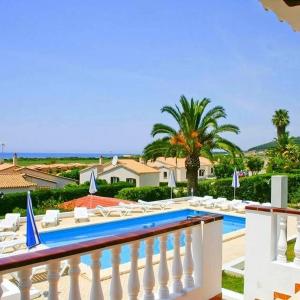 Casa Oeste - Family-Friendly Holiday Home With Sea View