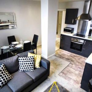 StayZo Spacious Self-Catering Accommodation-3
