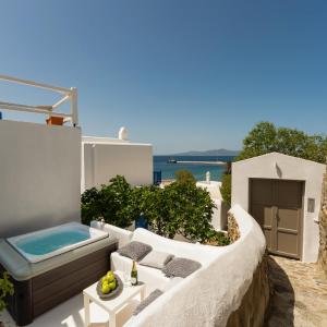 SeaView Central Suites