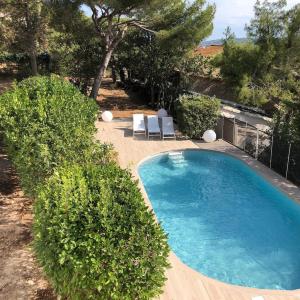 VILLA des Rêves, Superbe Vue Mer et Port, Proche Centre, Piscine, Climatisation