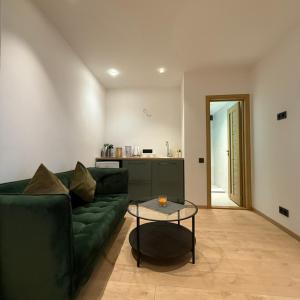 Lovely two bedroom in the Old Town
