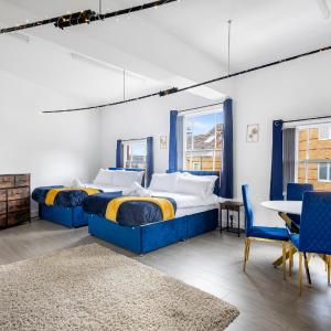 Jewellery Quarter Pent Apartment for a Family of 6