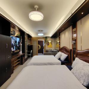Twin Beds at Shell Residences Near NAIA and MOA - Aiza V