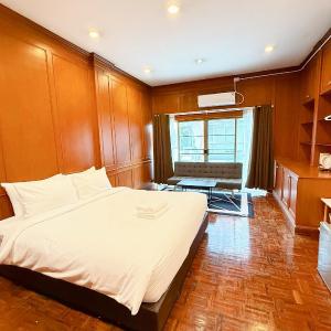 X Stay On Sukhumvit Soi 11 - สเตย์ ออน สุขุมวิท 11
