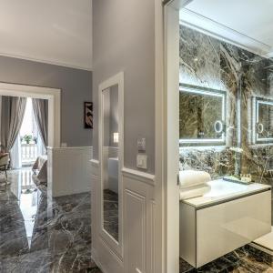 Spanish Steps Oasis Suite