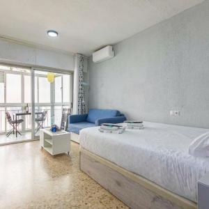 Apartamento ANSON, Torremolinos centro, Luminoso y Moderno
