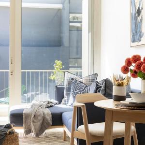 The Braemar - Cape 8 Collection