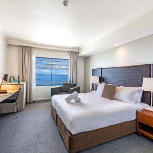 Resort Style King Pad with Sparkling Sea Views