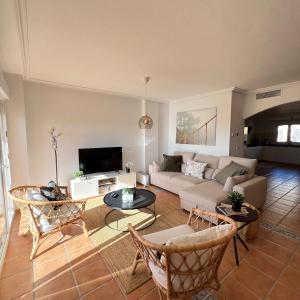 Amazing Casa Sienna, with a shared pool