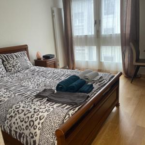 Apparemment Studio