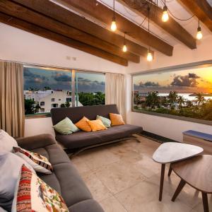 CASCADAS,stylish family villa poolside steps from beach